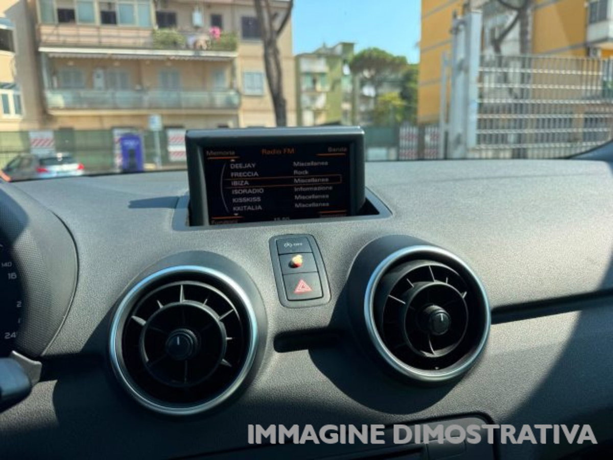 Audi A1 1.6 TDI 105 CV Ambition (15)