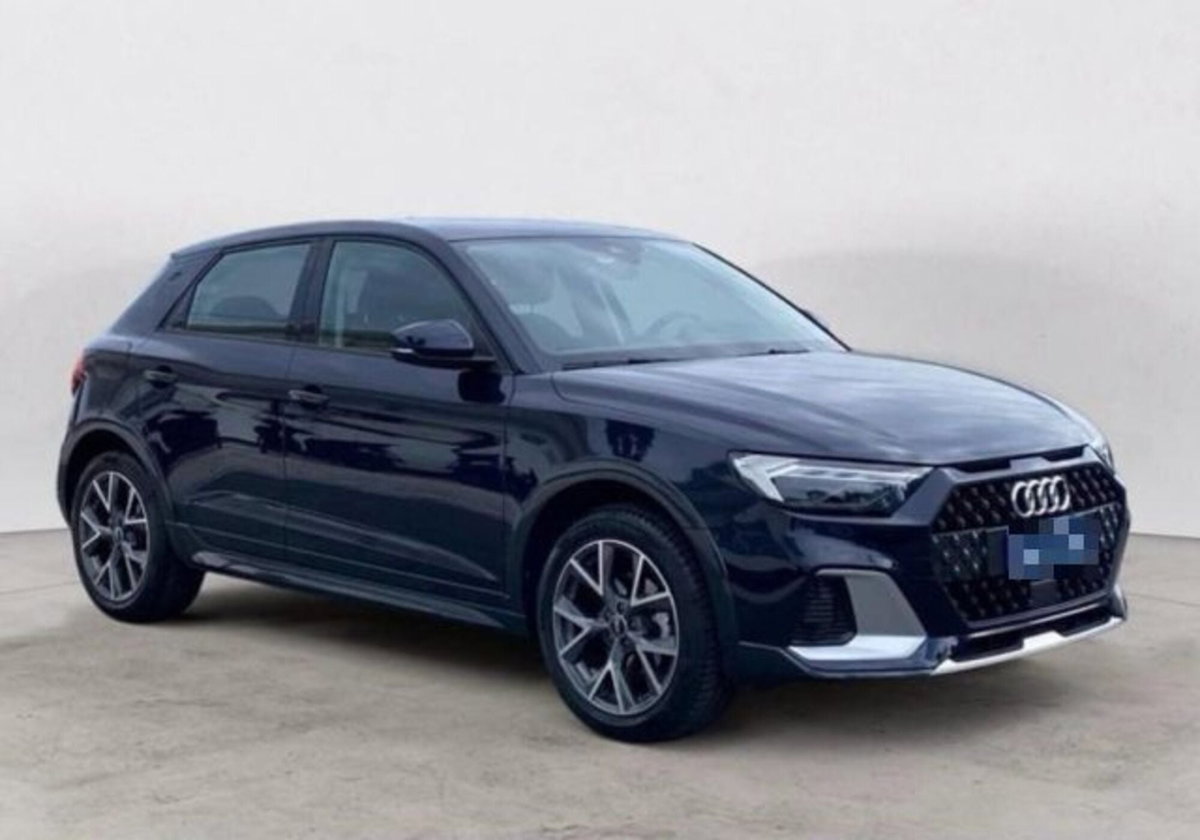 Audi A1 citycarver 30 TFSI Identity Contrast