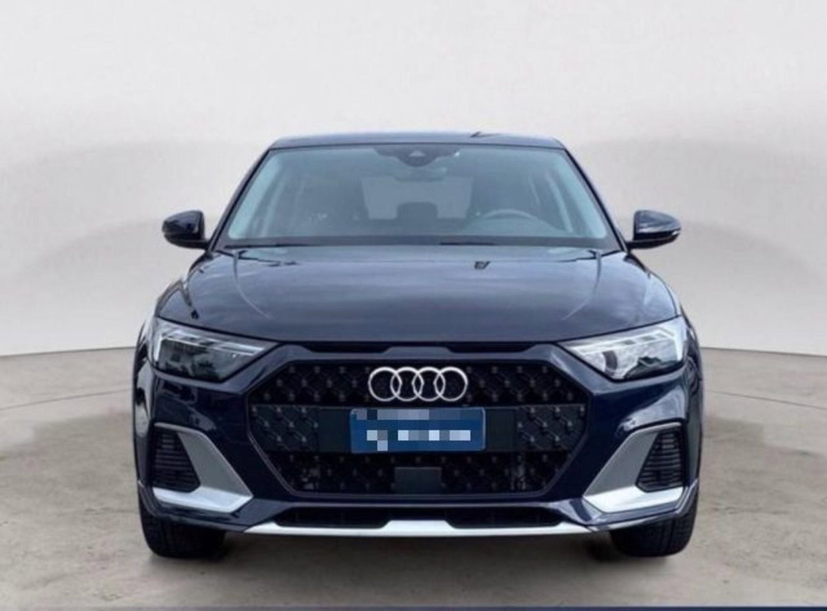 Audi A1 citycarver 30 TFSI Identity Contrast (2)
