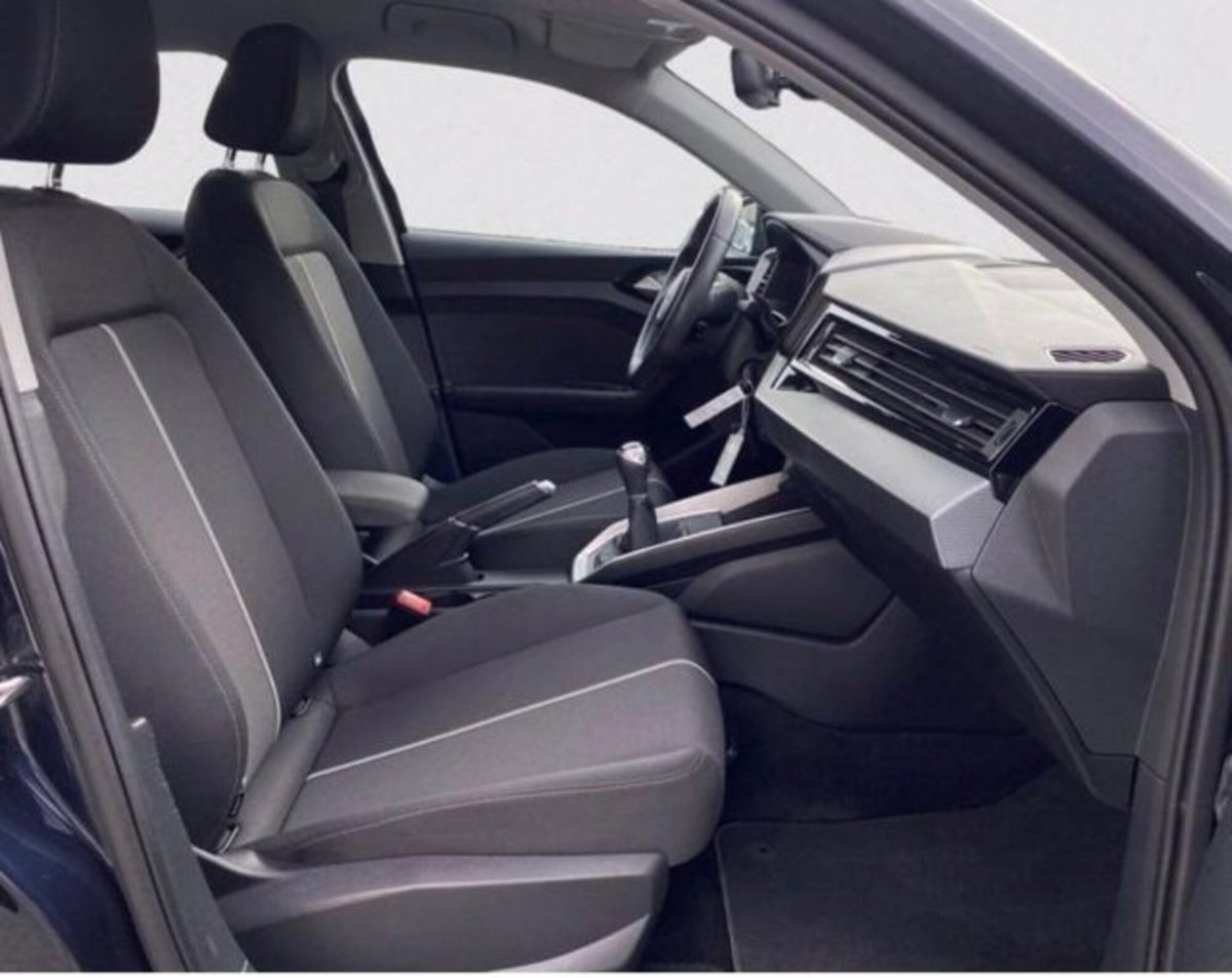 Audi A1 citycarver 30 TFSI Identity Contrast (9)