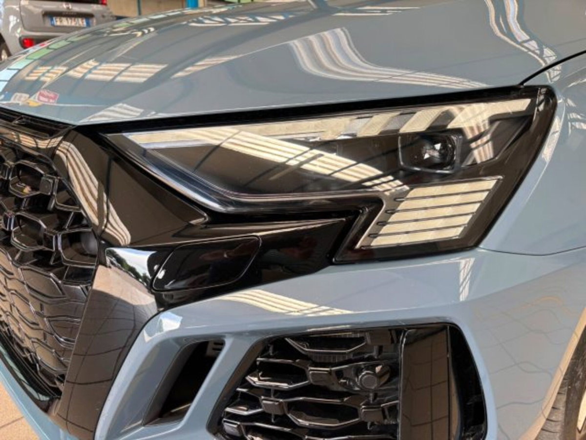 Audi RS 3 Sportback 3 TFSI quattro S tronic (3)