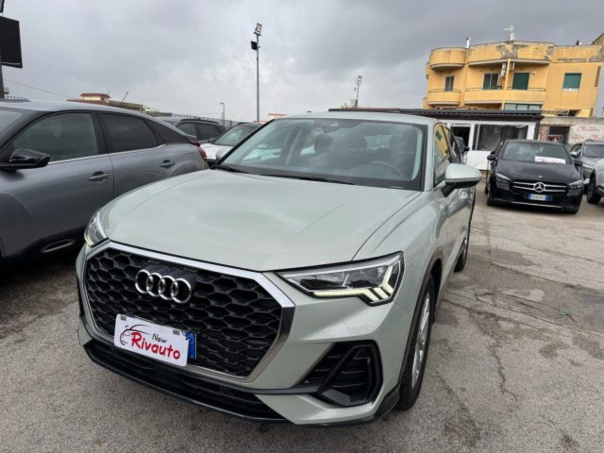 Audi Q3 Sportback 35 TDI quattro S tronic Business Plus (20)
