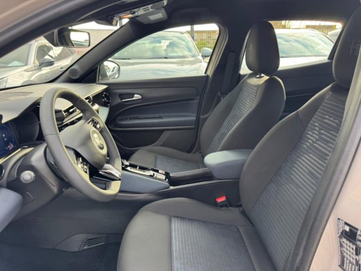 Alfa Romeo Junior 1.2 ibrida 145cv edct6 (16)