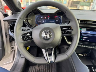 Alfa Romeo Junior 1.2 ibrida 145cv edct6 (18)