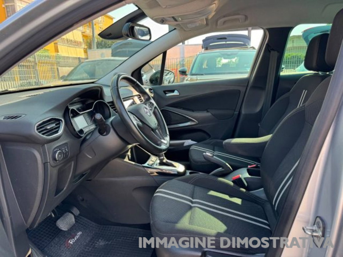 Opel Crossland 1.2 Elegance Pack s&s 130cv at6 (9)