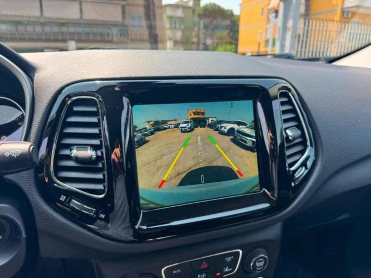 Jeep Compass 2.0 Multijet II 4WD Limited (12)