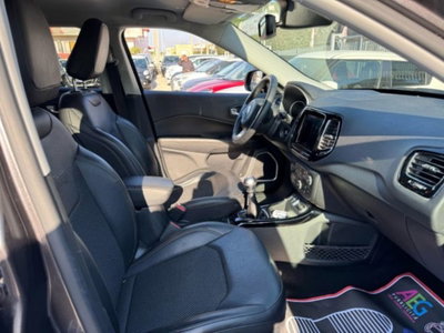 Jeep Compass 1.6 Multijet II 2WD Limited (16)