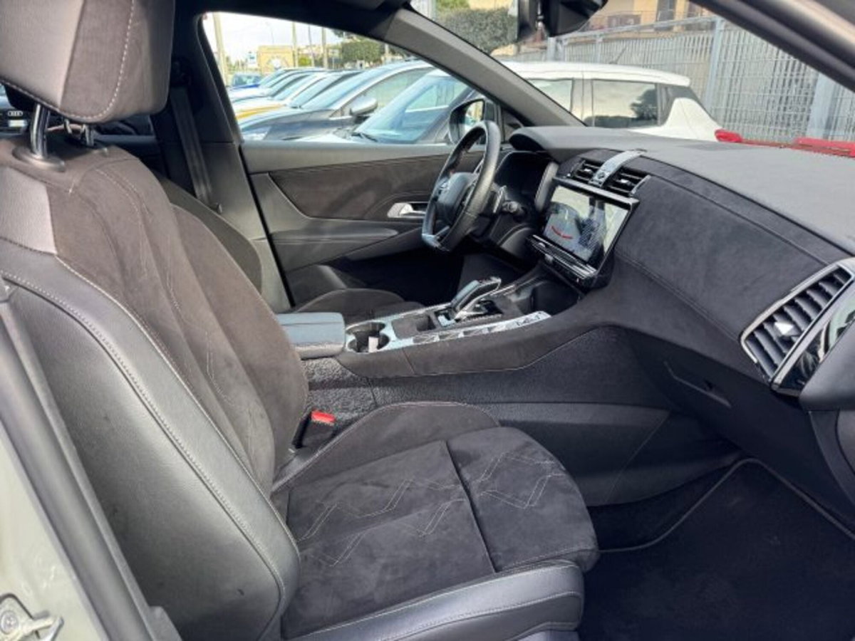 Ds DS 7 1.5 bluehdi Opera 130cv auto (12)