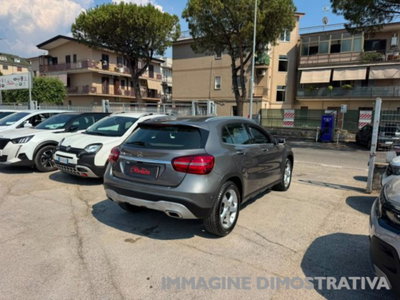 Mercedes-Benz GLA SUV 200 d Automatic Premium (10)