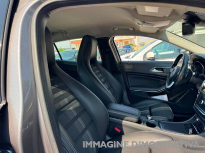Mercedes-Benz GLA SUV 200 d Automatic Premium (19)