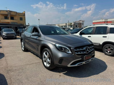 Mercedes-Benz GLA SUV 200 d Automatic Premium (4)