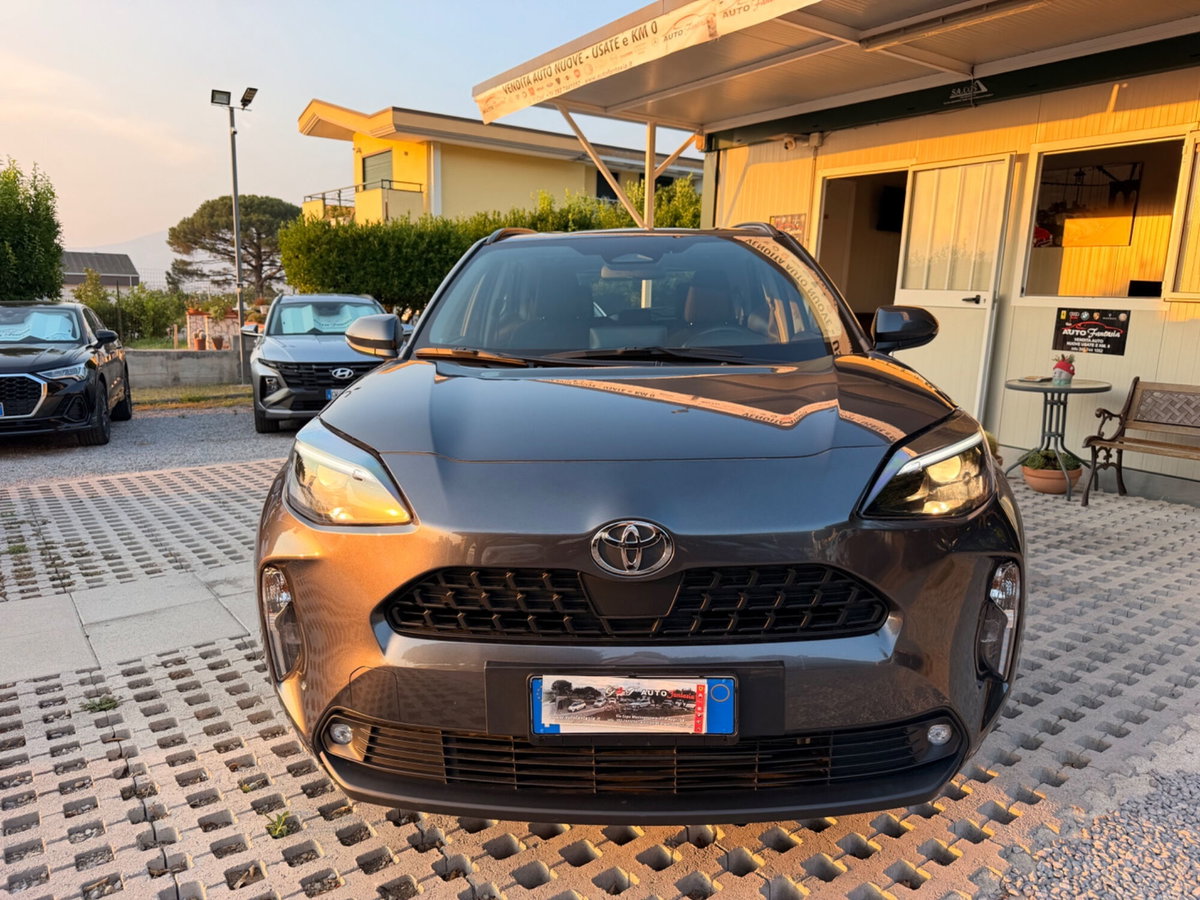 Toyota Yaris Cross 1.5 Hybrid 5p. E-CVT Active (2)