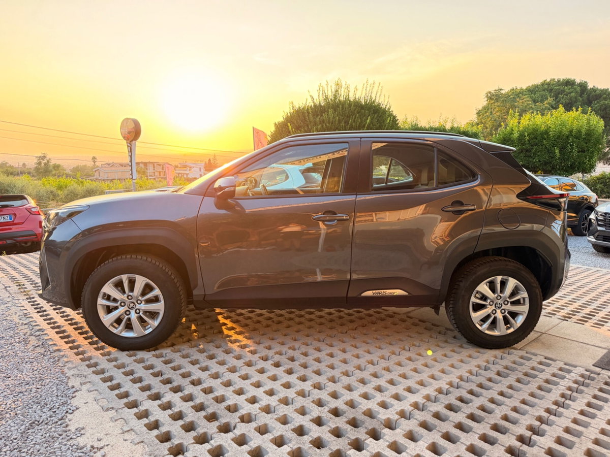 Toyota Yaris Cross 1.5 Hybrid 5p. E-CVT Active (9)