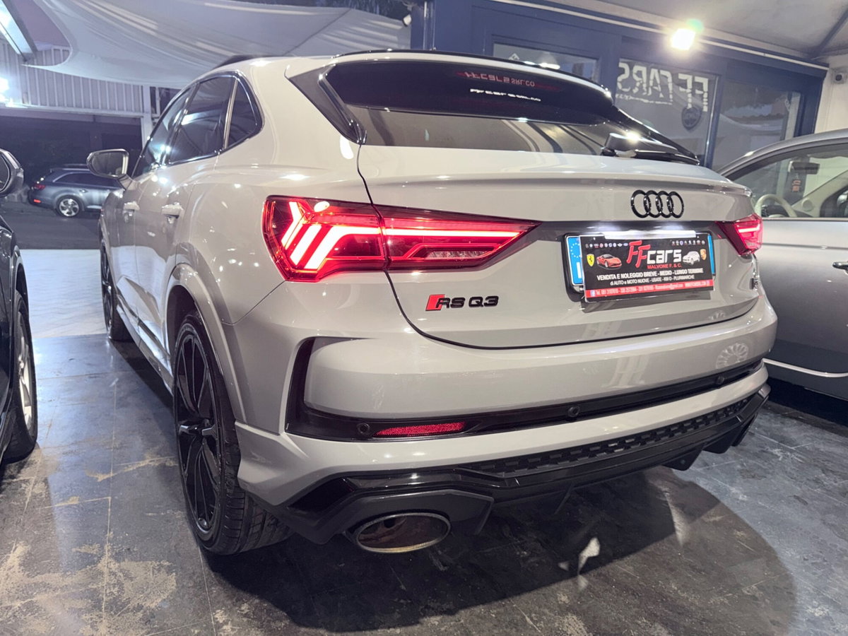 Audi RS Q3 Sportback 2.5 quattro s-tronic (4)