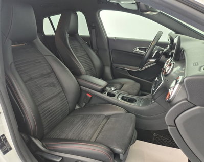Mercedes-Benz CLA Shooting Brake 220 d Automatic Executive (12)
