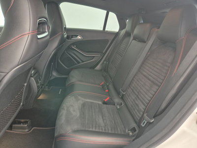 Mercedes-Benz CLA Shooting Brake 220 d Automatic Executive (14)