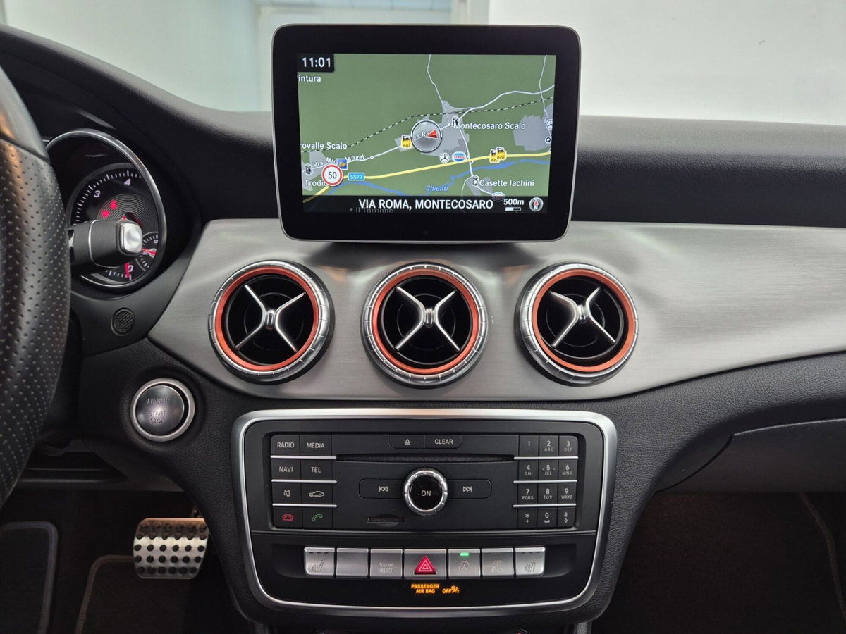 Mercedes-Benz CLA Shooting Brake 220 d Automatic Executive (18)