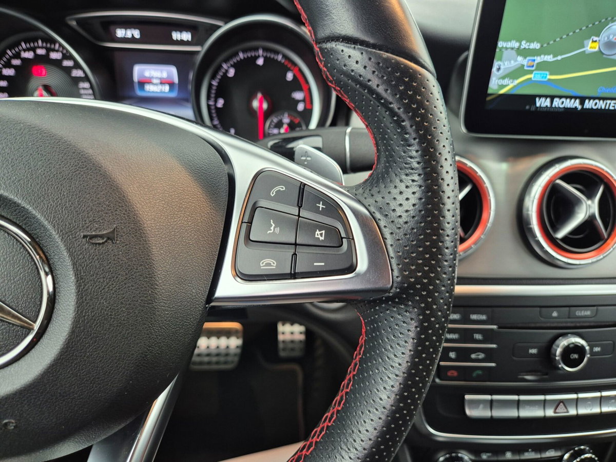 Mercedes-Benz CLA Shooting Brake 220 d Automatic Executive (19)