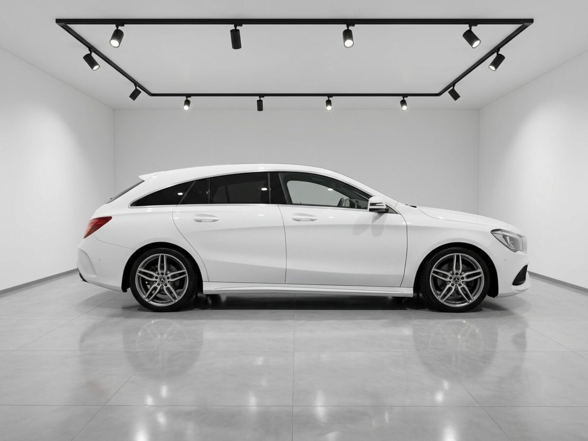 Mercedes-Benz CLA Shooting Brake 220 d Automatic Executive (4)