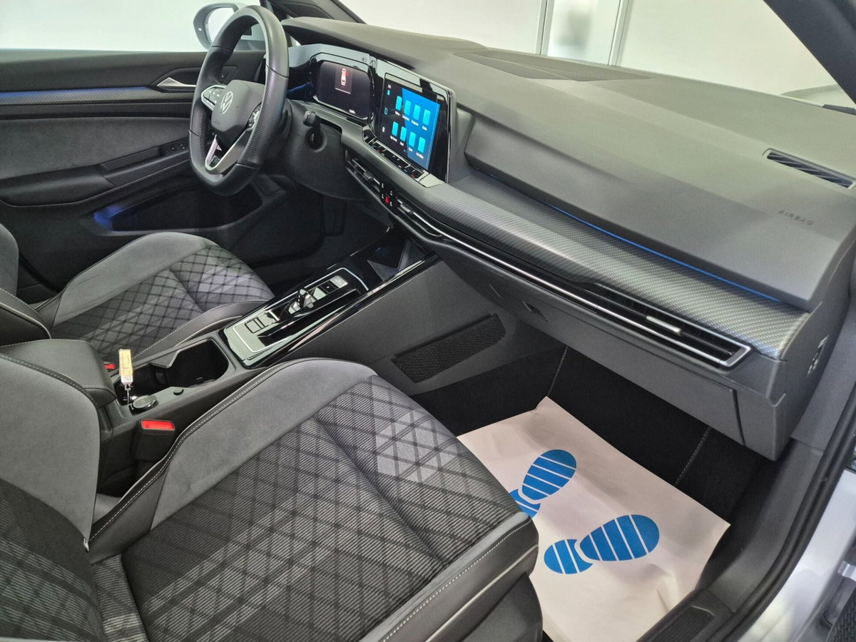 Volkswagen Golf Variant 2.0 TDI 150 CV DSG SCR 4Motion R-Line (11)