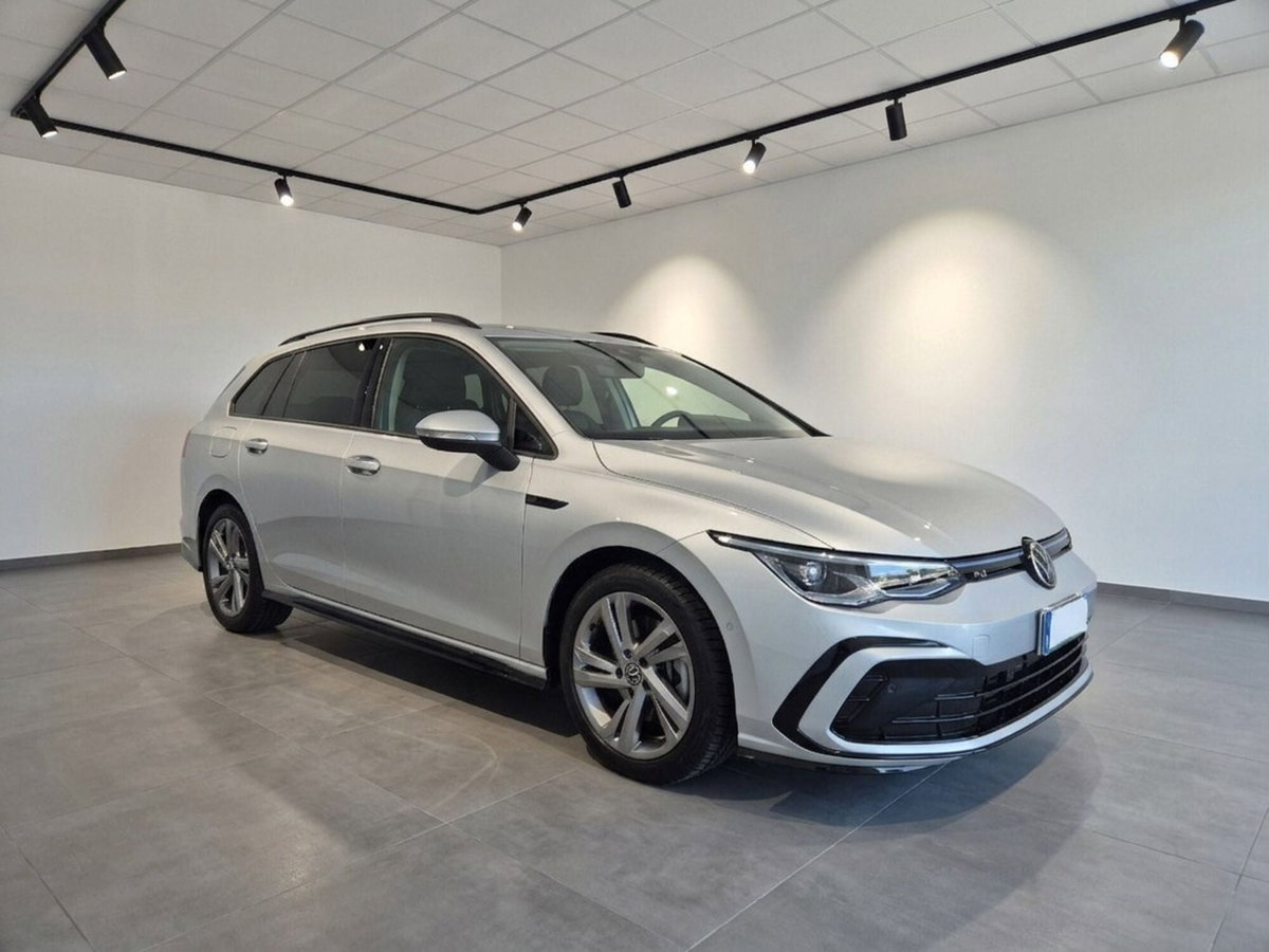 Volkswagen Golf Variant 2.0 TDI 150 CV DSG SCR 4Motion R-Line (3)