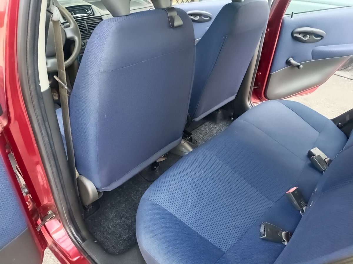 Fiat Punto 1.2 5 porte Active Natural Power (13)
