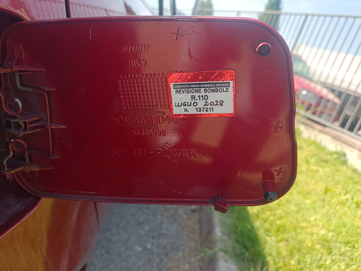 Fiat Punto 1.2 5 porte Active Natural Power (16)