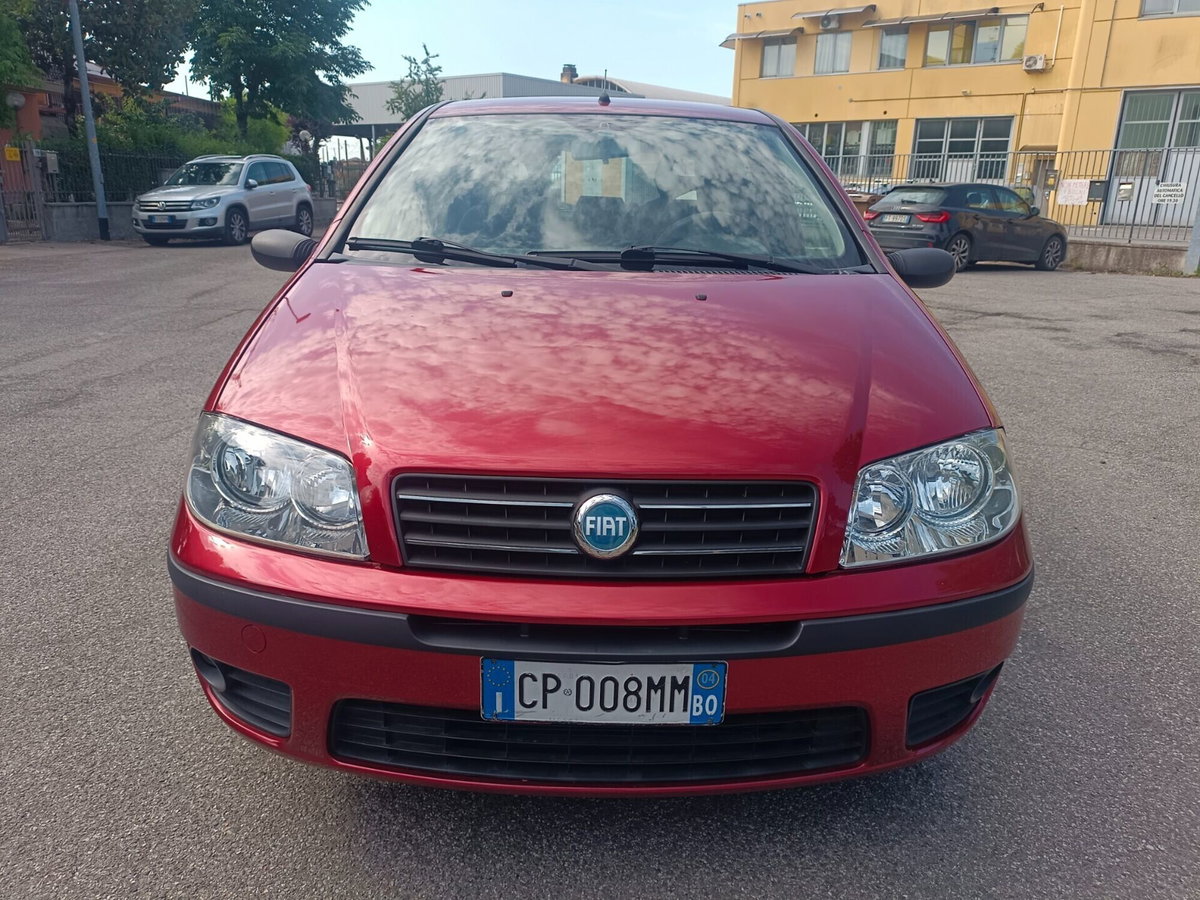 Fiat Punto 1.2 5 porte Active Natural Power (3)