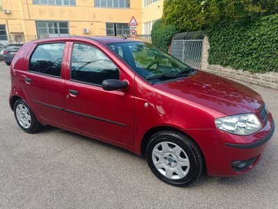 Fiat Punto 1.2 5 porte Active Natural Power (4)