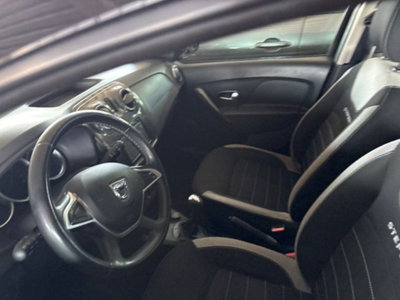 Dacia Sandero Stepway 1.5 Blue dCi 95CV 15th Anniversary (4)
