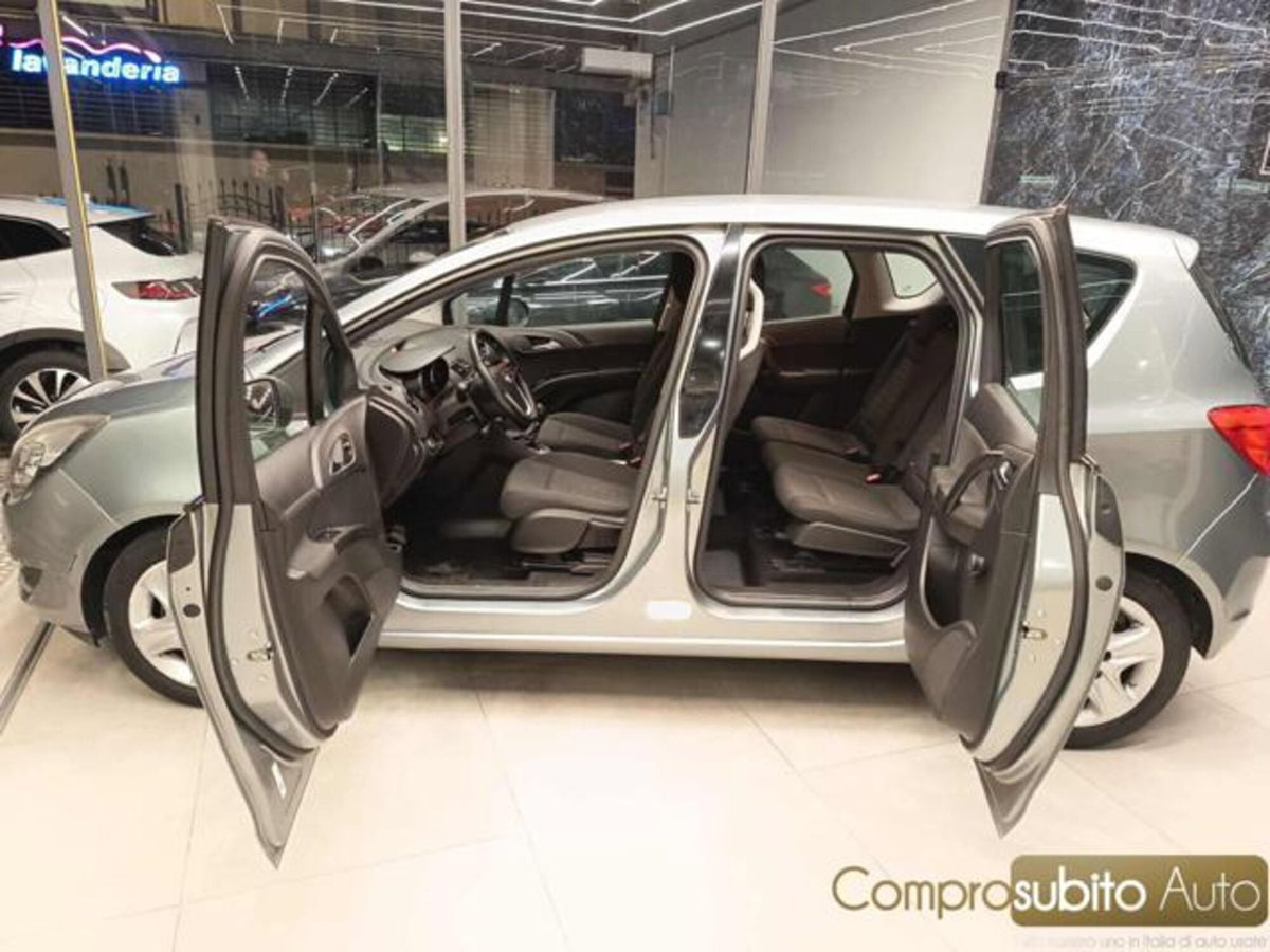 Opel Meriva 1.4 100CV Cosmo (11)