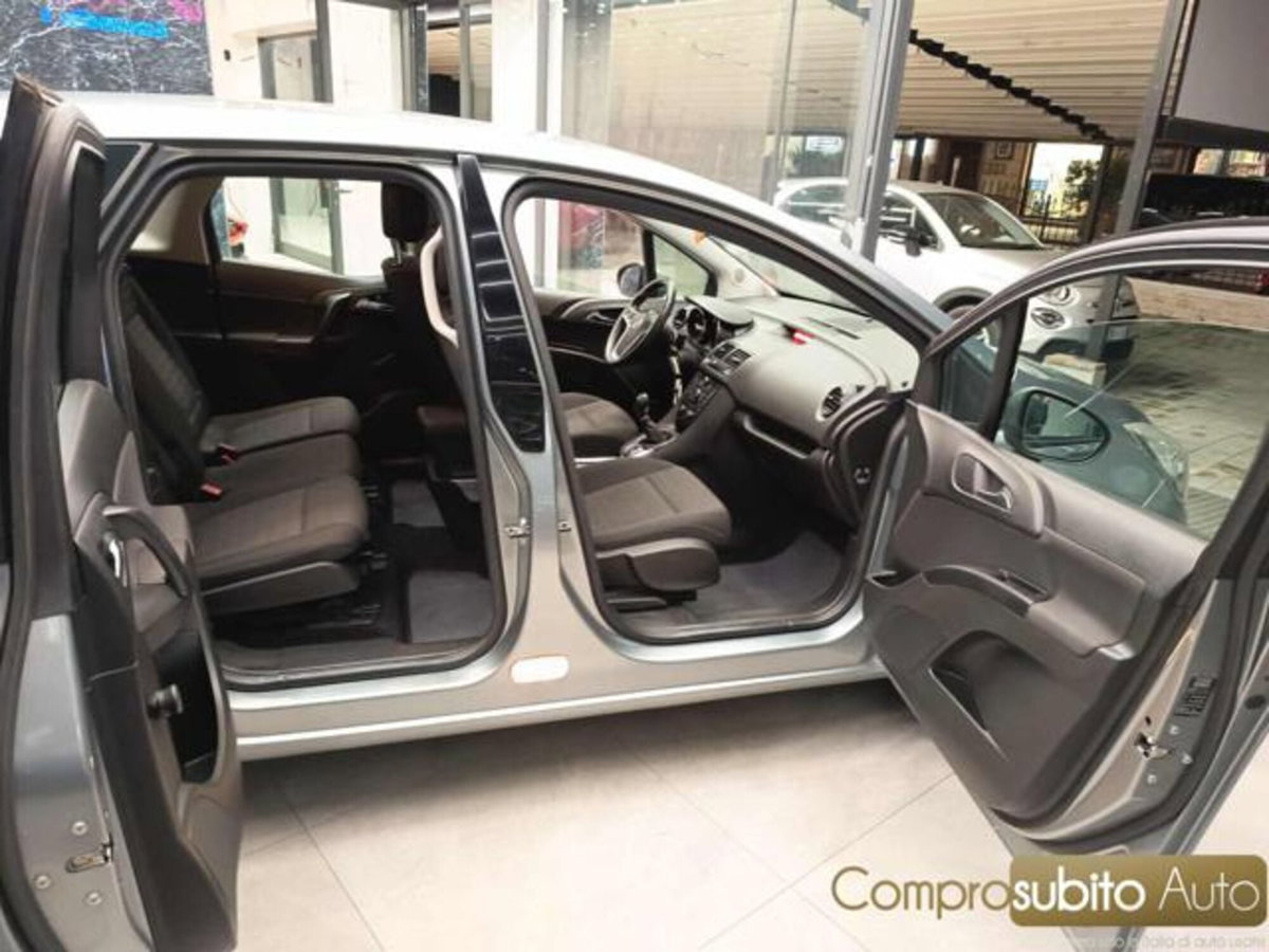 Opel Meriva 1.4 100CV Cosmo (17)
