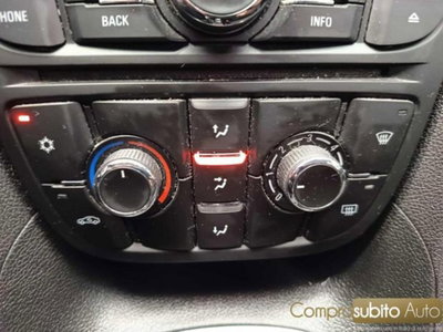Opel Meriva 1.4 100CV Cosmo (18)