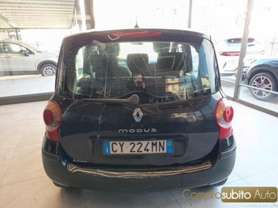 Renault Modus 1.2 16V Luxe Dynamique (10)