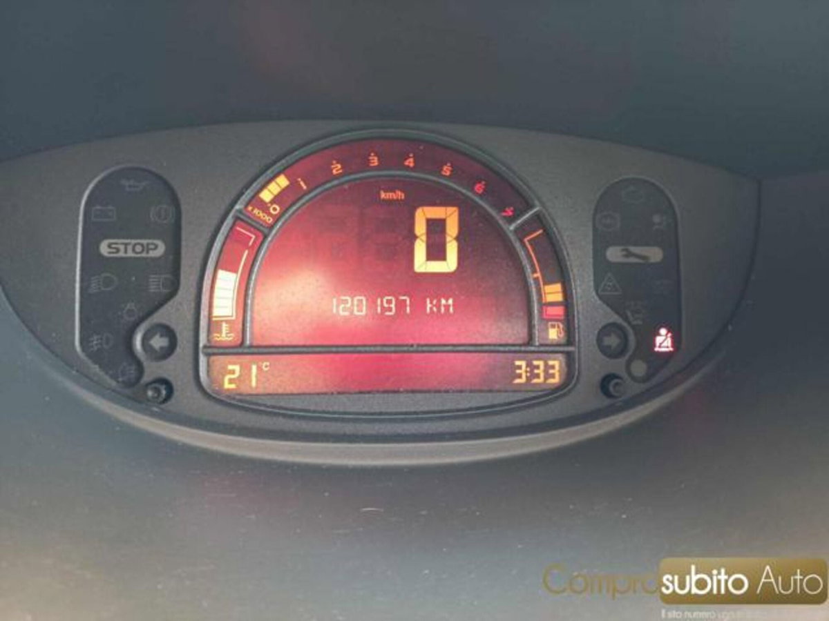 Renault Modus 1.2 16V Luxe Dynamique (17)