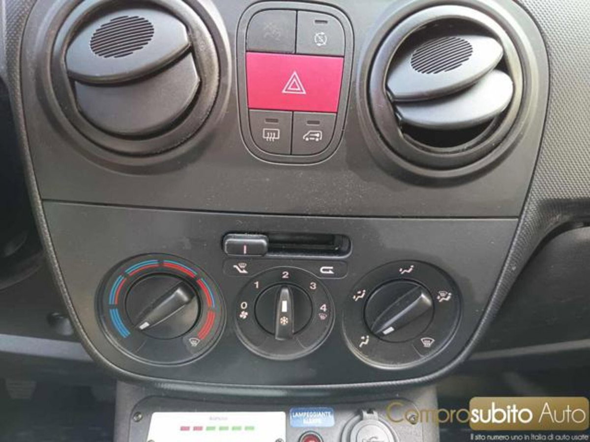 Fiat Fiorino 1.3 MJT 80CV Combinato (17)