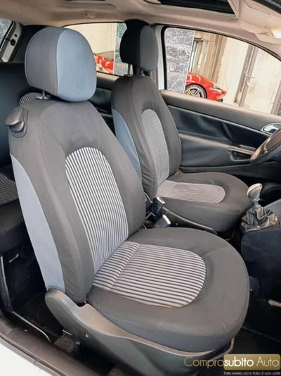 Lancia Ypsilon 1.2 Platino (13)