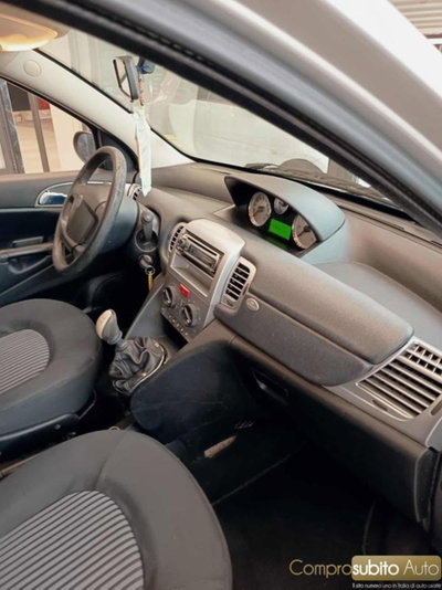 Lancia Ypsilon 1.2 Platino (16)