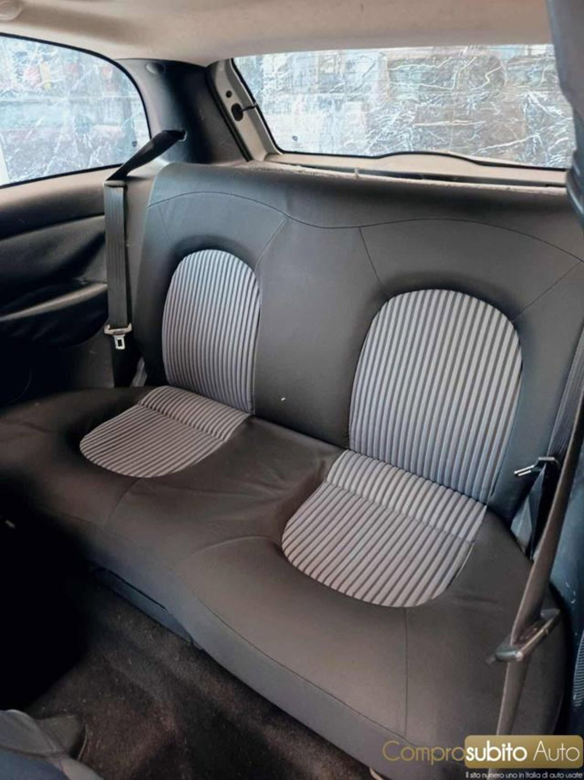 Lancia Ypsilon 1.2 Platino (17)