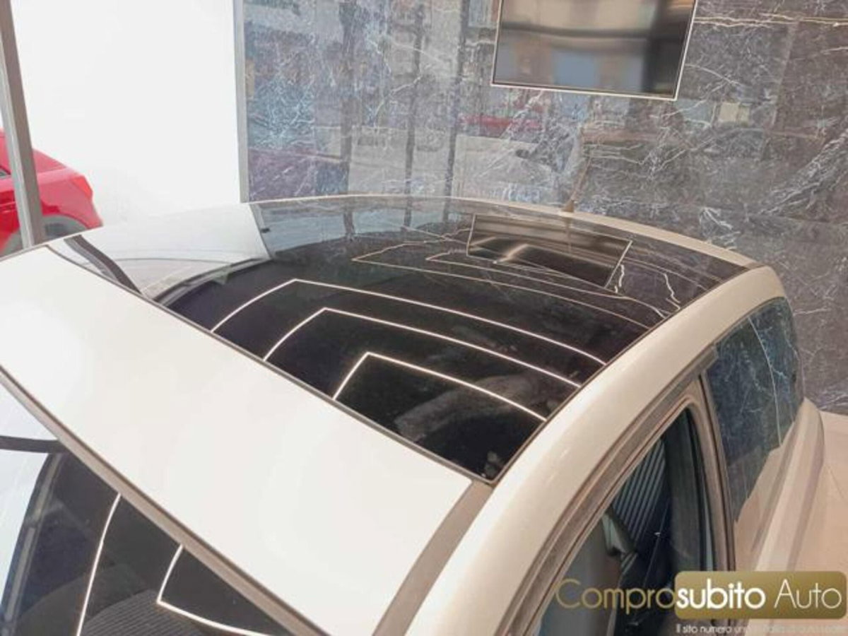 Lancia Ypsilon 1.2 Platino (18)