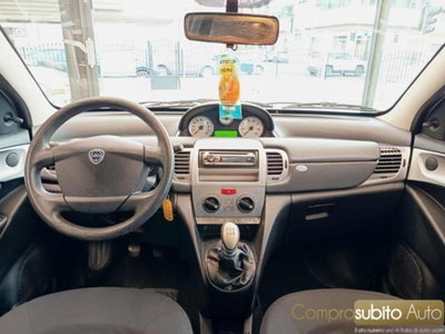 Lancia Ypsilon 1.2 Platino (20)