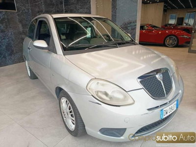 Lancia Ypsilon 1.2 Platino (3)