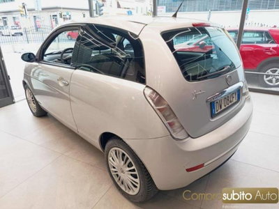 Lancia Ypsilon 1.2 Platino (6)
