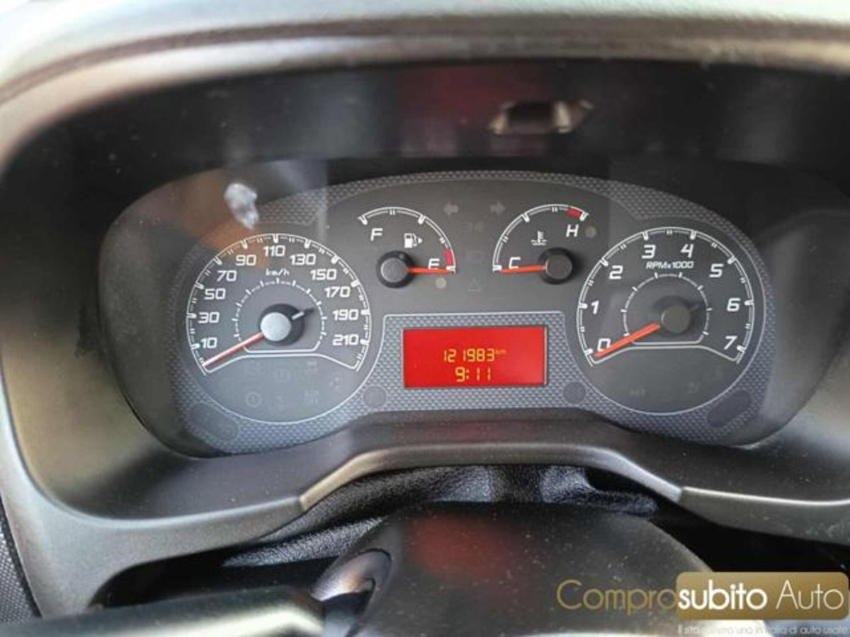 Fiat Fiorino 1.3 MJT 80CV Combinato (12)