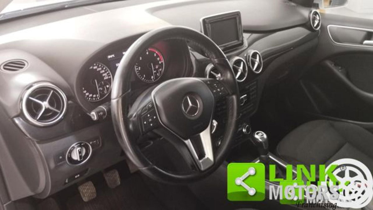 Mercedes-Benz Classe B 180 CDI BlueEFFICIENCY Executive (10)
