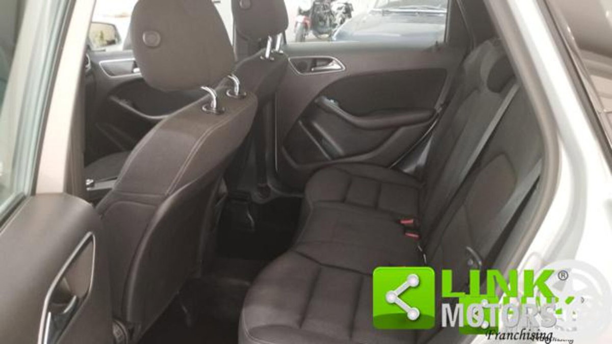 Mercedes-Benz Classe B 180 CDI BlueEFFICIENCY Executive (14)