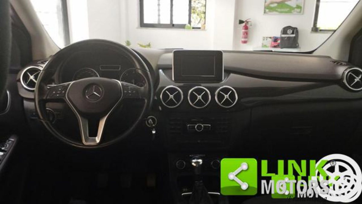 Mercedes-Benz Classe B 180 CDI BlueEFFICIENCY Executive (15)