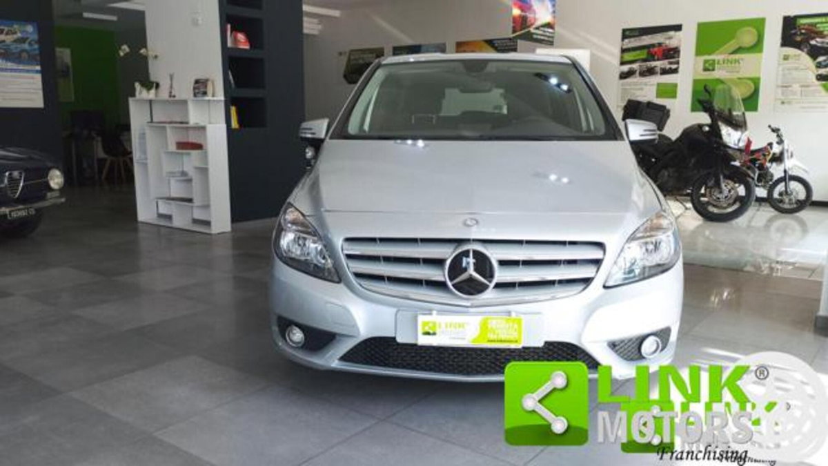 Mercedes-Benz Classe B 180 CDI BlueEFFICIENCY Executive (2)