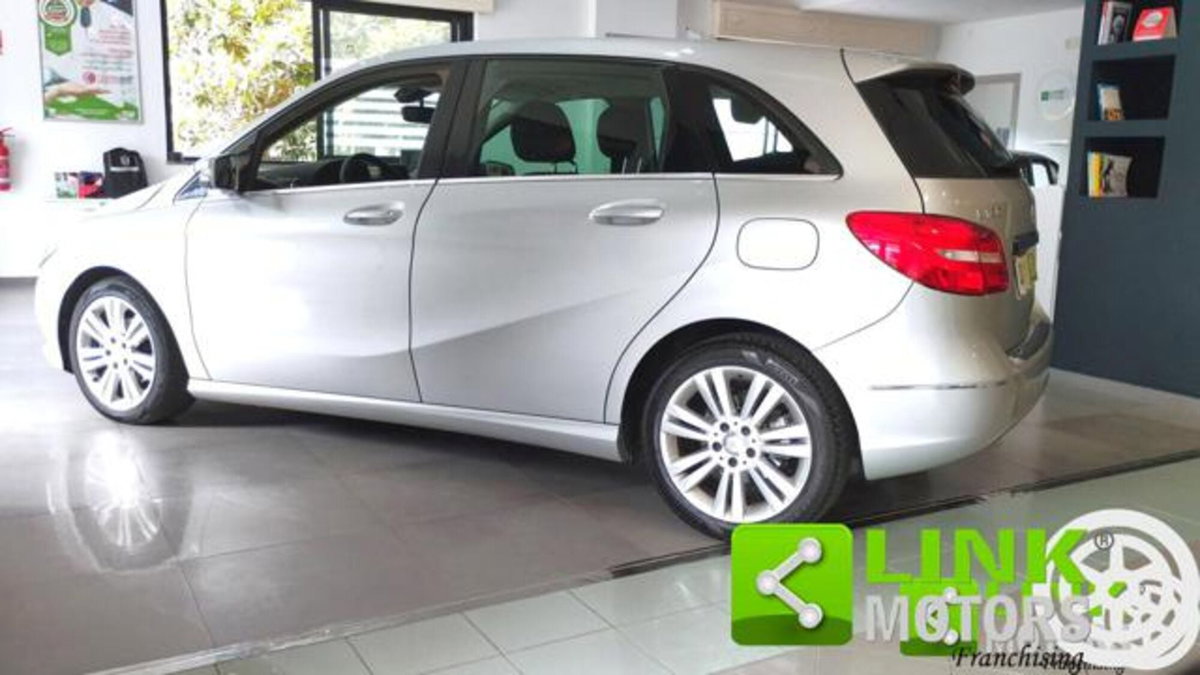 Mercedes-Benz Classe B 180 CDI BlueEFFICIENCY Executive (8)