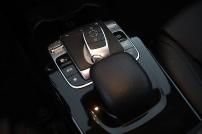 Mercedes-Benz Classe A 180 d Automatic Business (14)